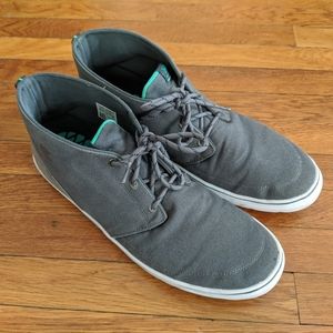 Under Armour casual canvas high top Men's sz.12